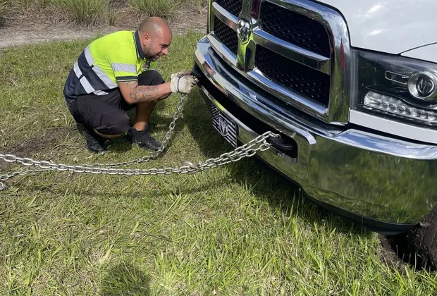 Roadside assistance service photo