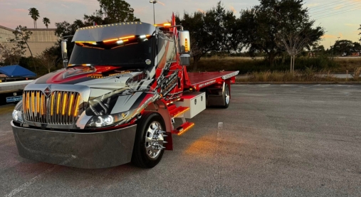 Tow truck work photo